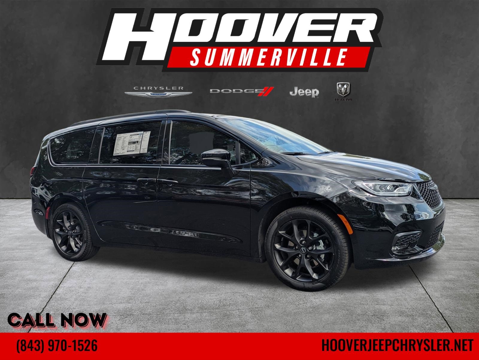 2026 Chrysler Pacifica Select's photo