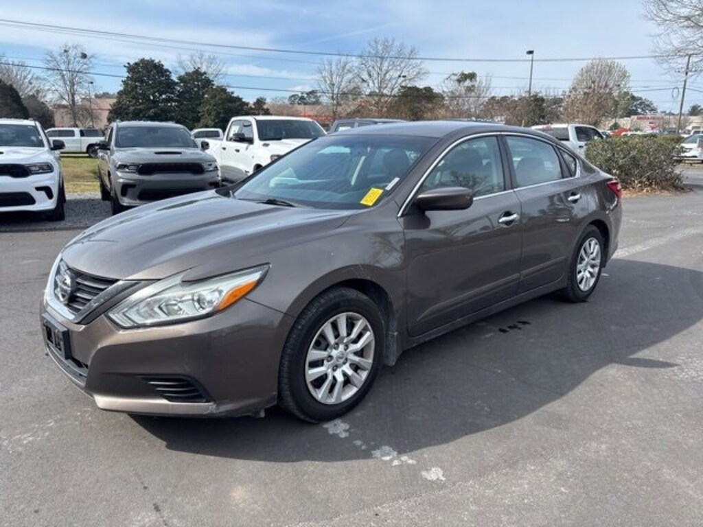 Used 2016 Nissan Altima 2.5 S Sedan