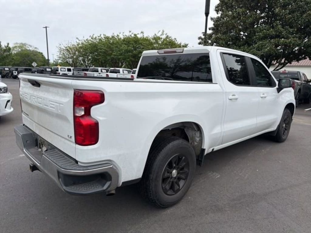 Used 2019 Chevrolet Silverado 1500 LT Truck Crew Cab