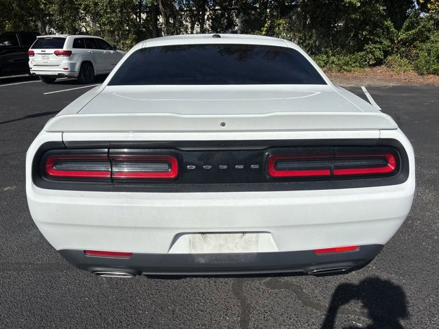 2019 Dodge Challenger SXT photo 4