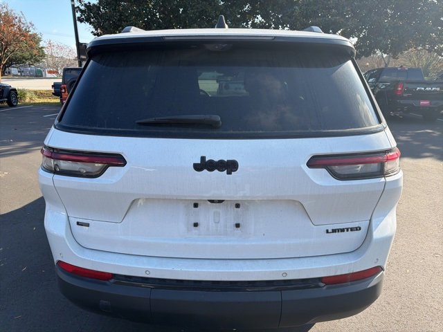 2023 Jeep Grand Cherokee Limited photo 4