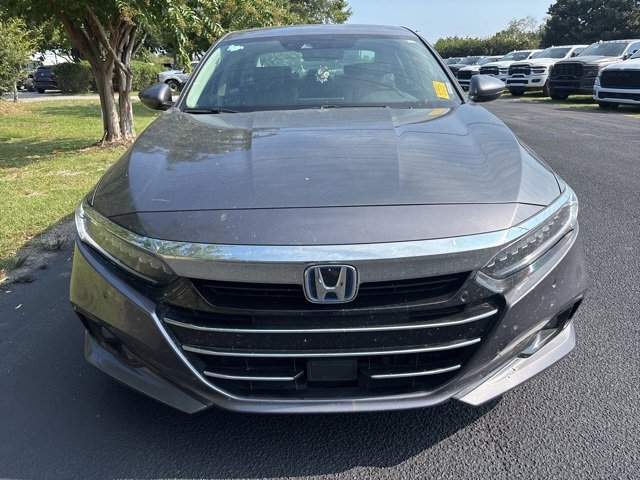 2022 Honda Accord Hybrid Touring photo 2