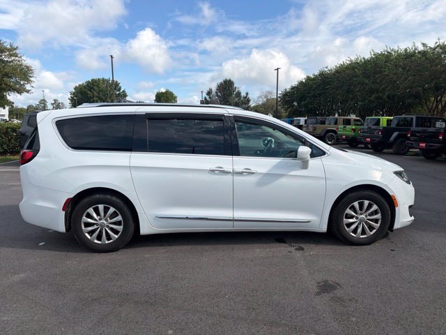 2C4RC1BG6KR548978