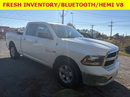 2016 Ram 1500 SLT Truck Quad Cab