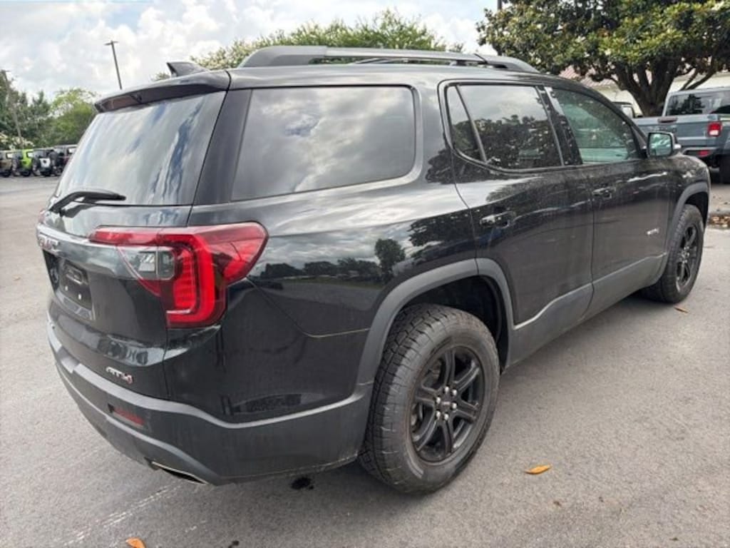 Used 2021 GMC Acadia AT4 SUV