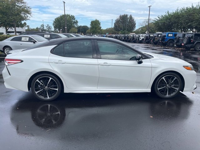 2020 Toyota Camry XSE V6 photo 2