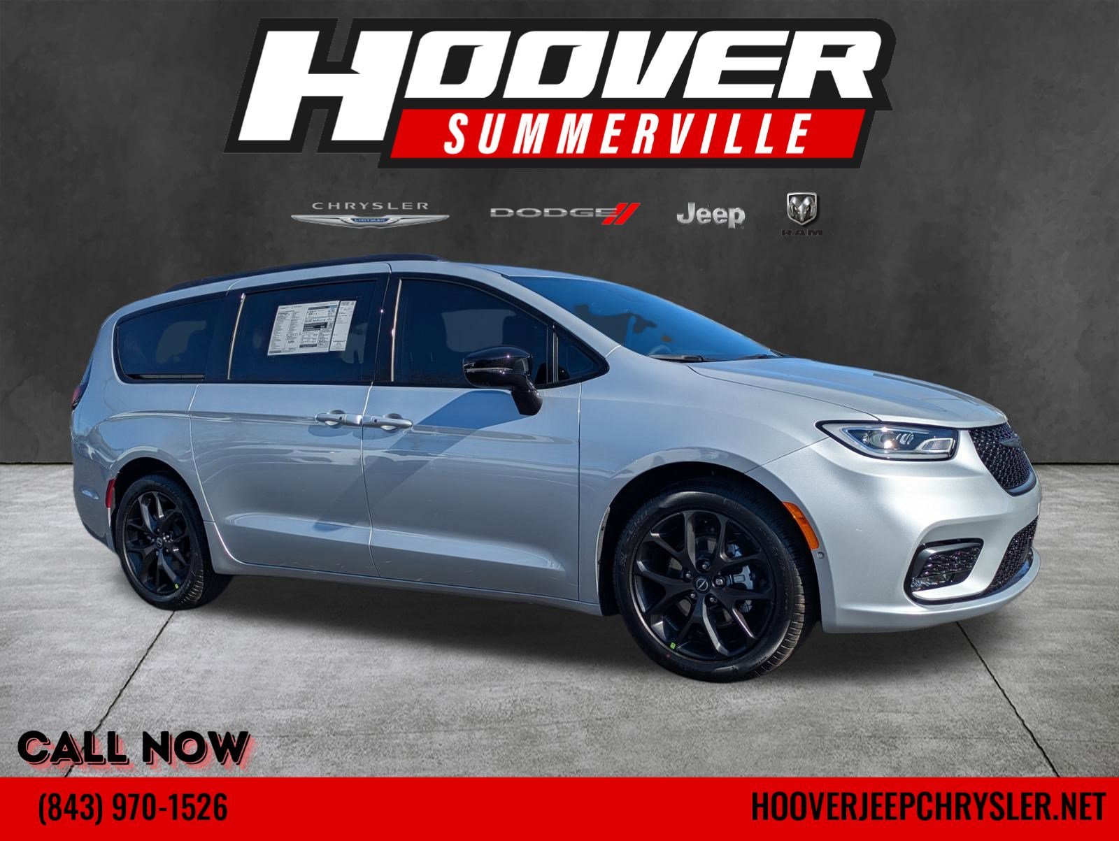 2026 Chrysler Pacifica Select's photo