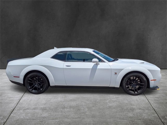 2023 Dodge Challenger R/T Scat Pack Widebody photo 3