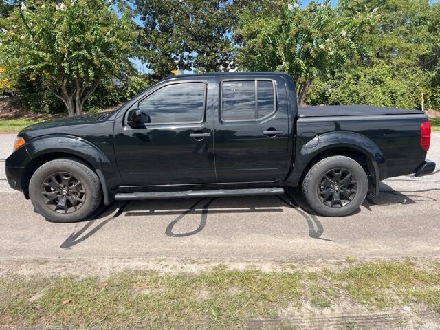 2021 Nissan Frontier SV photo 3