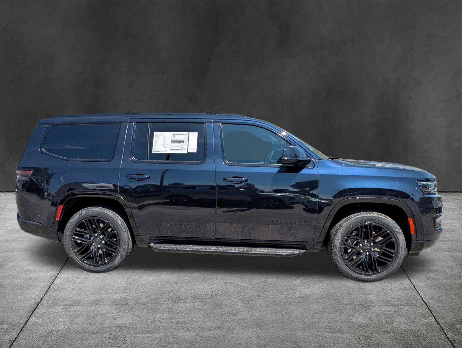 2025 Jeep Wagoneer Series II photo 3