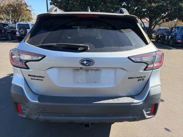 2020 Subaru Outback Onyx Edition XT photo 3