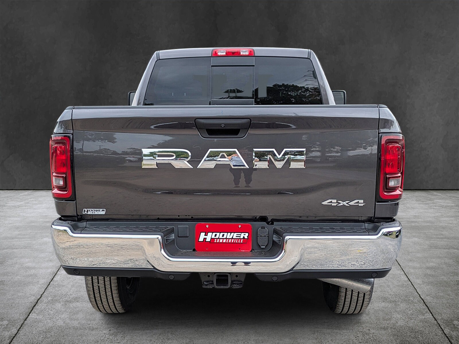 2025 Ram 2500 Tradesman photo 3