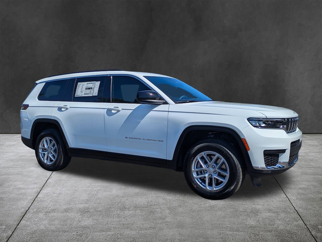 New 2025 Jeep Grand Cherokee L Laredo Sport Utility