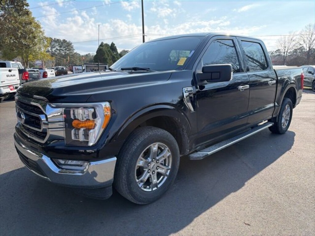 Used 2023 Ford F-150 XLT Truck SuperCrew Cab