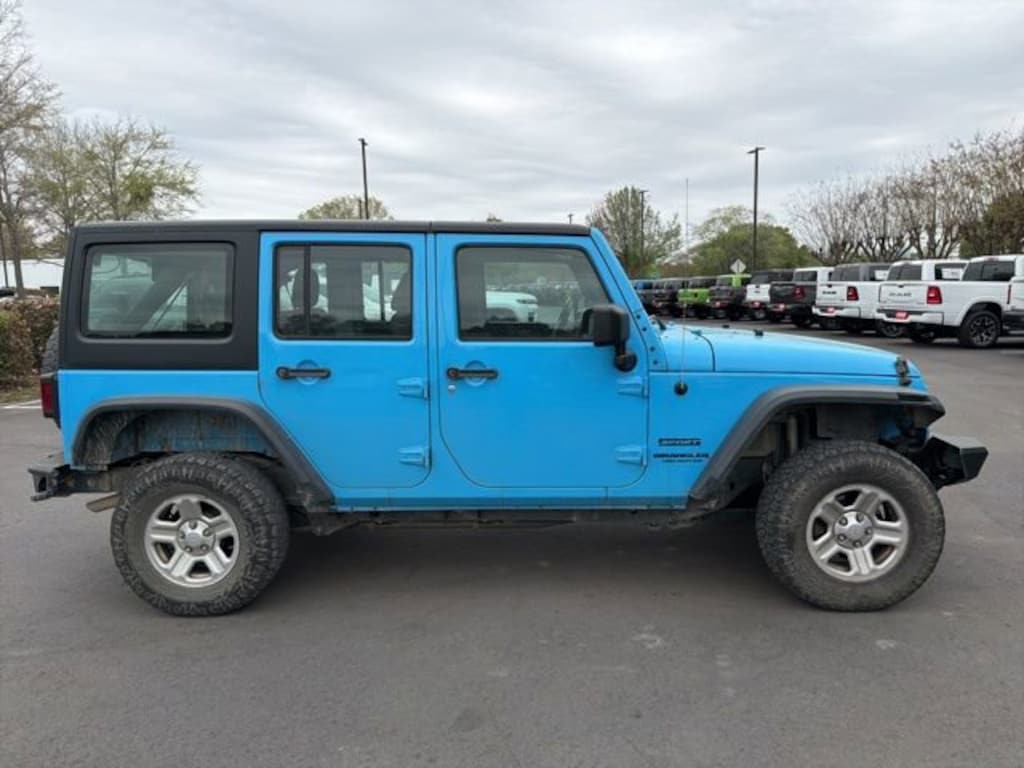 Used 2017 Jeep Wrangler Unlimited Sport SUV