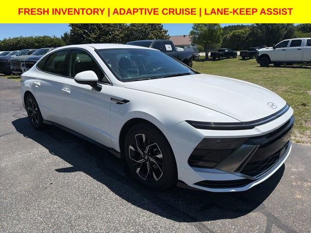2025 Hyundai Sonata SEL's photo