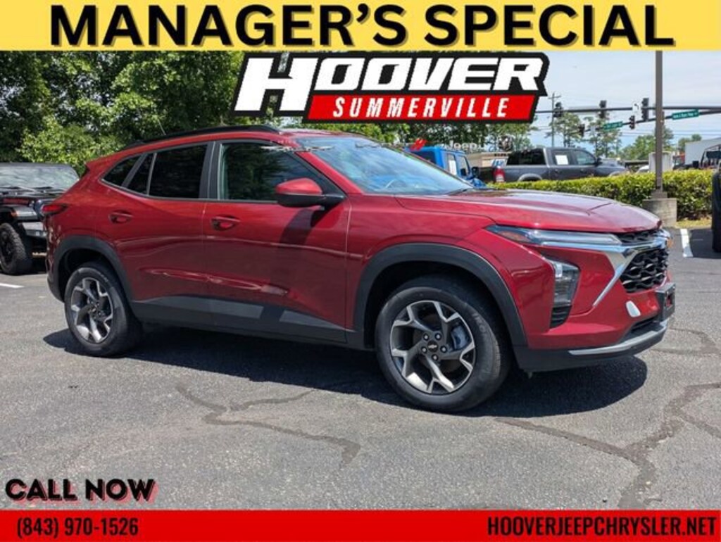 Used 2025 Chevrolet Trax LT SUV