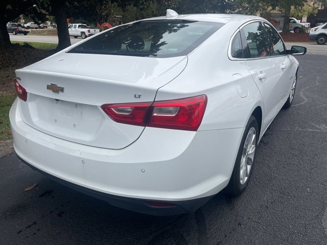 2024 Chevrolet Malibu 1LT photo 3