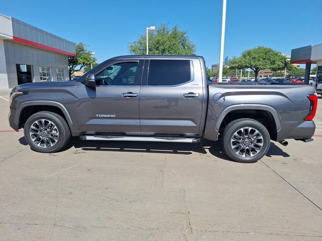 2023 Toyota Tundra Limited photo 4