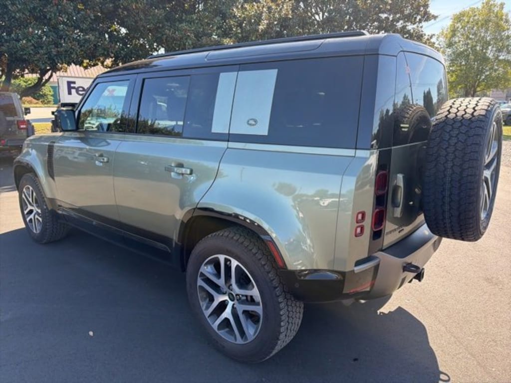 Used 2023 Land Rover Defender X-Dynamic SE SUV