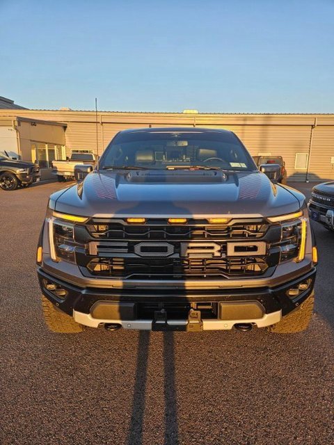 2024 Ford F-150 Raptor photo 2