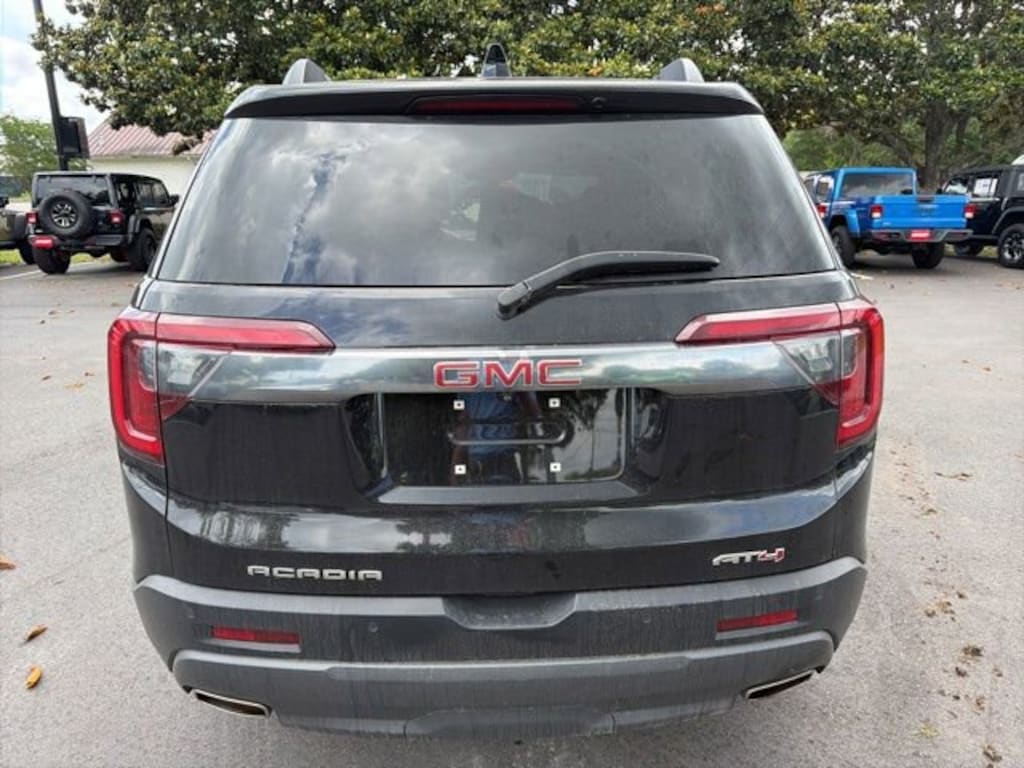 Used 2021 GMC Acadia AT4 SUV