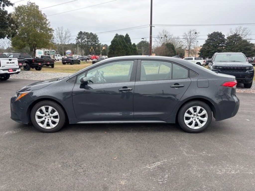 Used 2024 Toyota Corolla LE Sedan