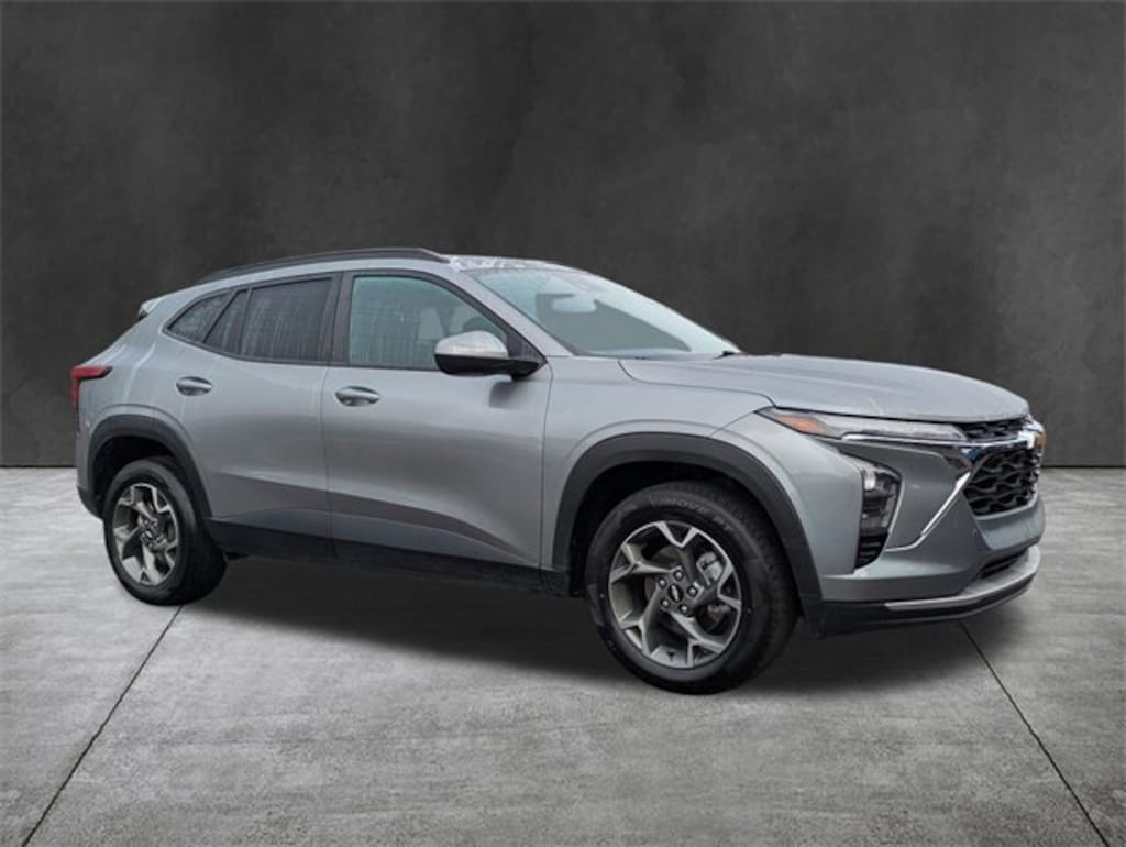 Used 2024 Chevrolet Trax LT SUV