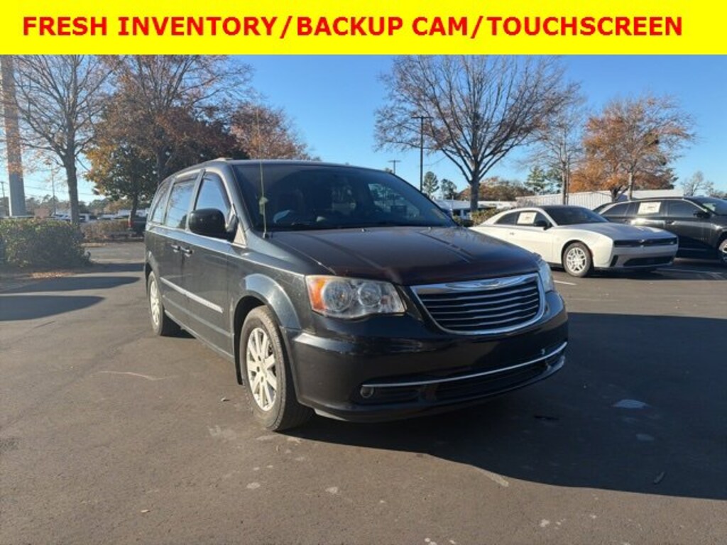Used 2014 Chrysler Town & Country Touring Van