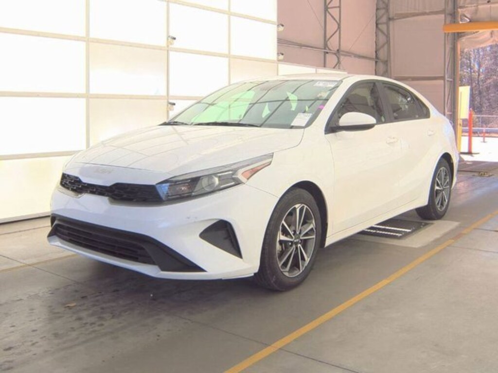 Used 2024 Kia Forte LXS Sedan