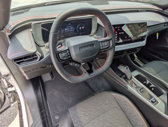 2025 Dodge Charger Daytona R/T - Photo 17
