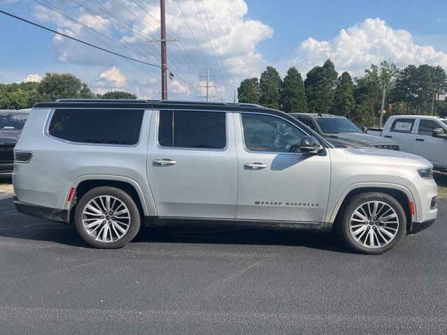 2024 Jeep Grand Wagoneer L III photo 2