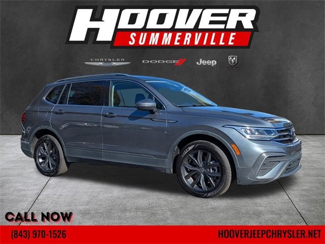 2024 Volkswagen Tiguan SE's photo