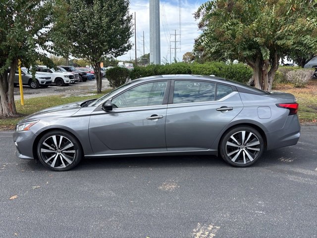 2022 Nissan Altima 2.5 SR photo 4