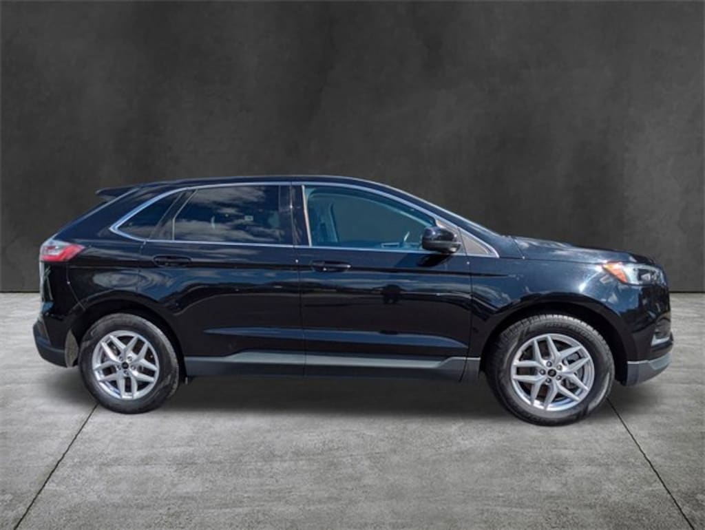 Used 2023 Ford Edge SEL SUV