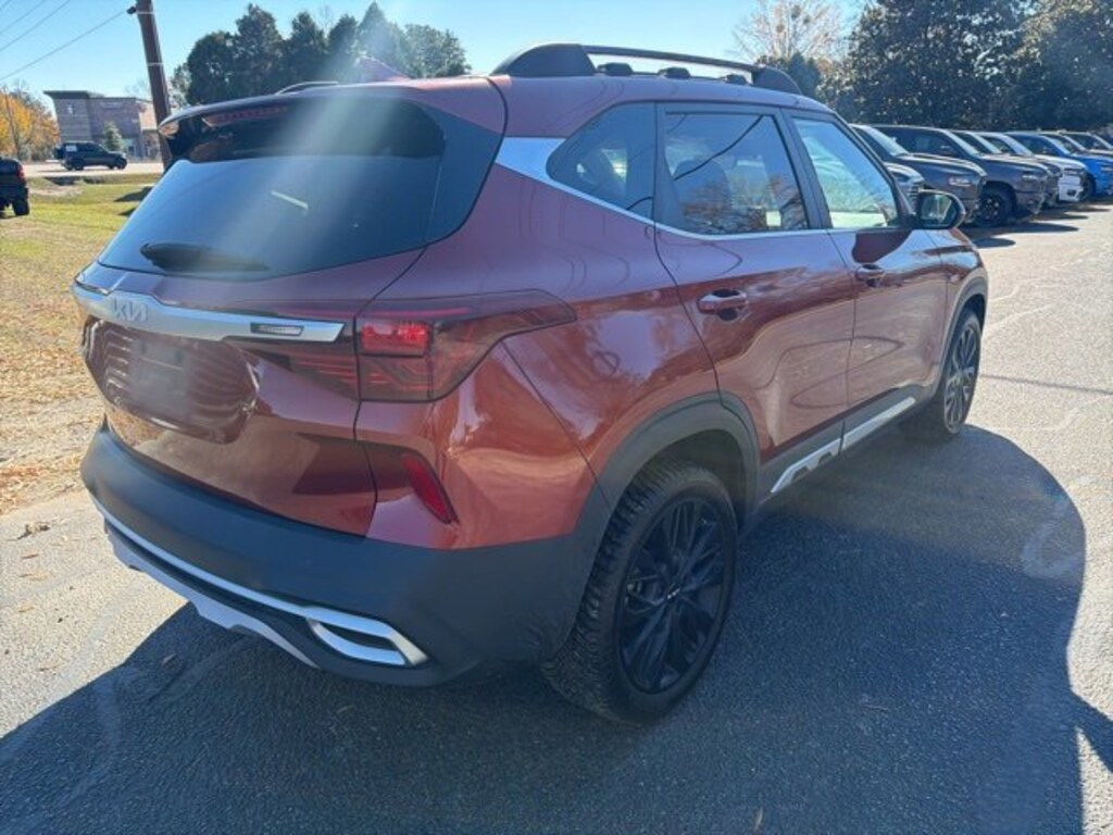 Used 2022 Kia Seltos Nightfall SUV