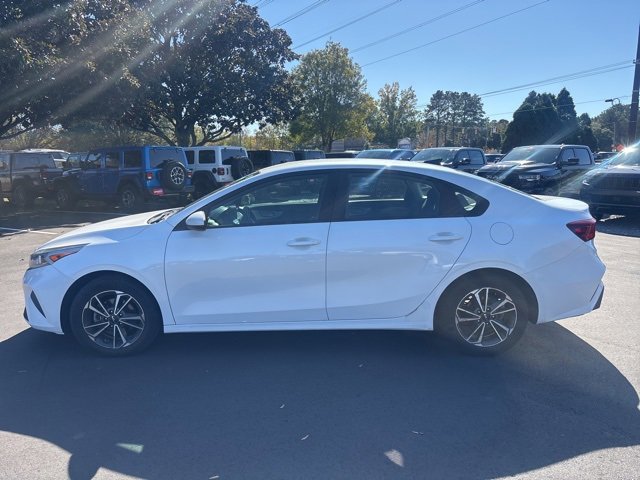 2023 Kia Forte LXS photo 4