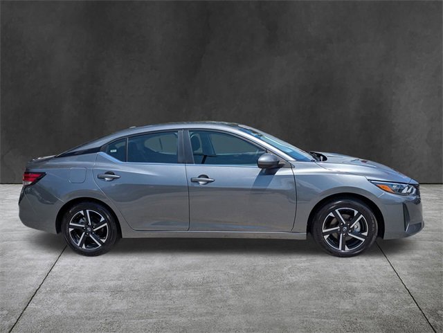 2024 Nissan Sentra SV photo 3