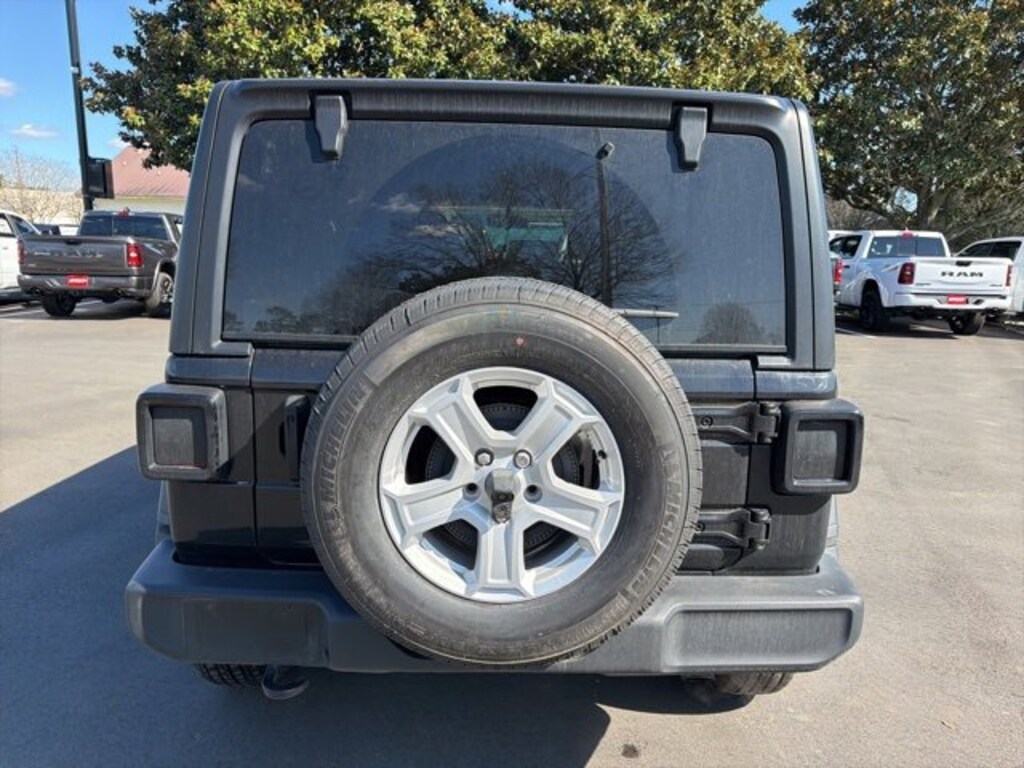 Used 2023 Jeep Wrangler Sport S SUV
