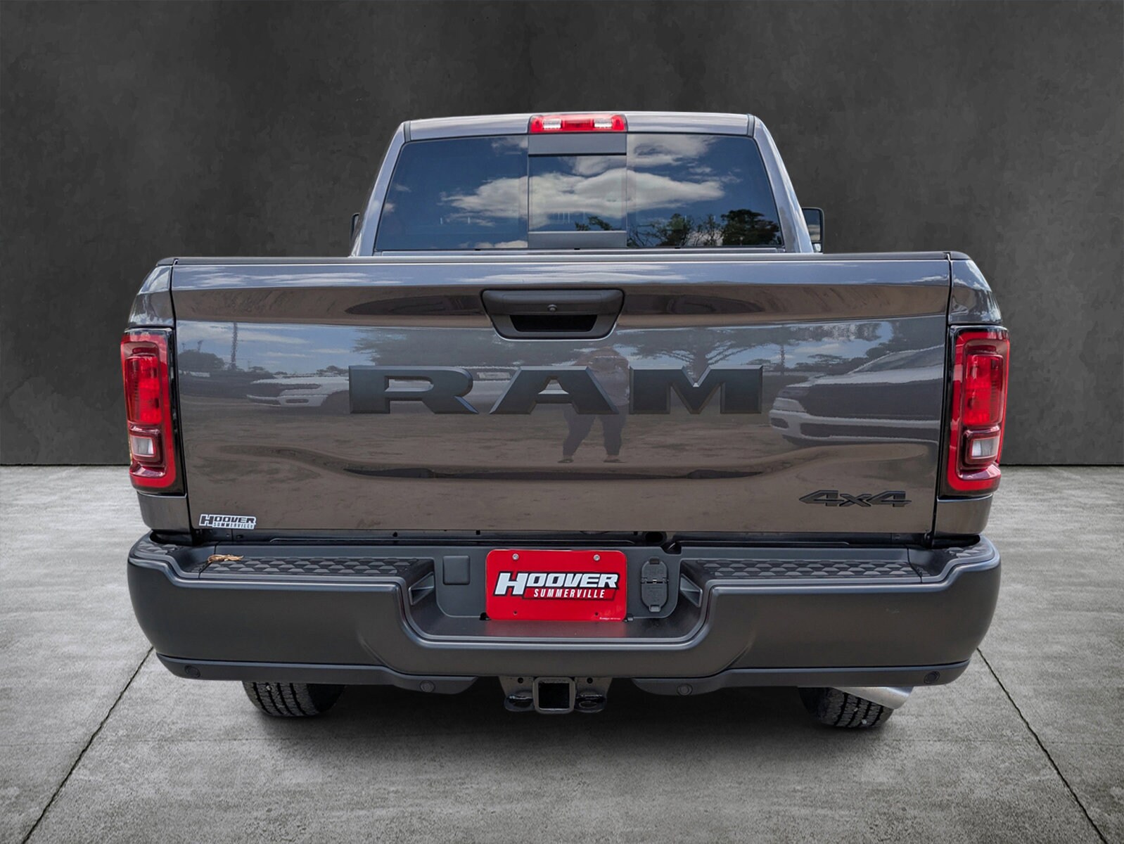 2025 Ram 2500 Tradesman photo 3