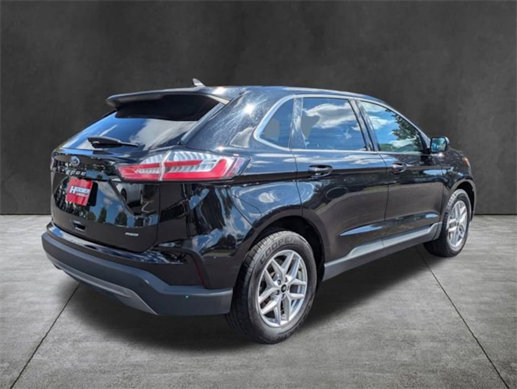 Used 2023 Ford Edge SEL SUV