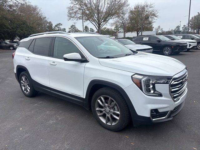2023 GMC Terrain SLT's photo