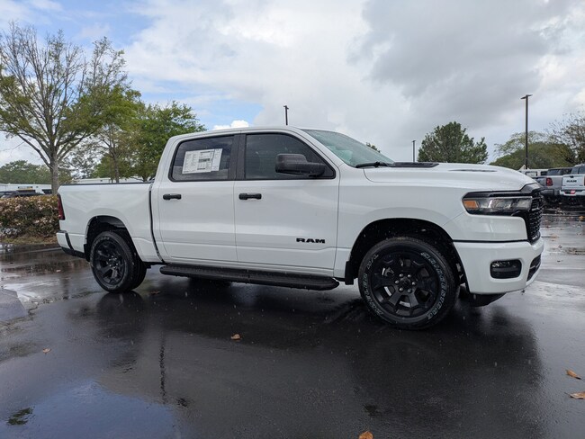 2026 Ram 1500 Express Pickup