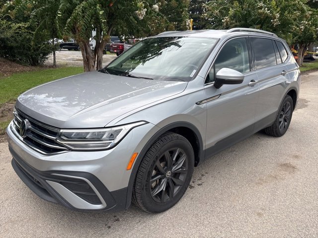 2024 Volkswagen Tiguan SE Wolfsburg Edition photo 3