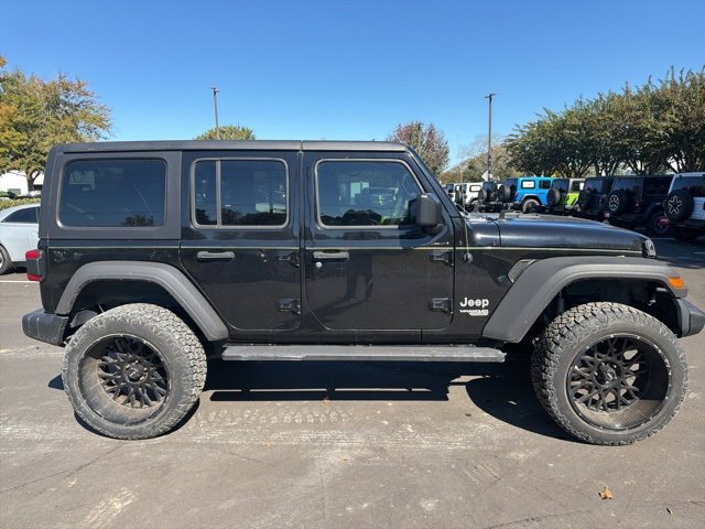 2018 Jeep Wrangler Unlimited Sport S photo 2