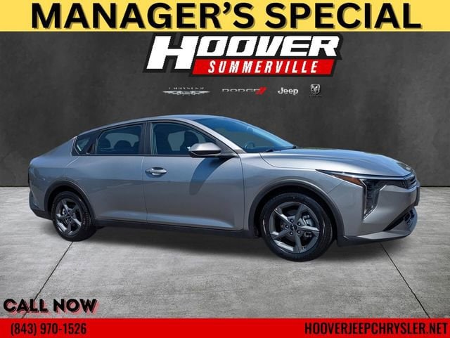 2025 Kia K4 LXS AT's photo