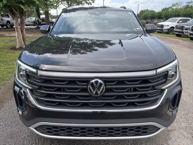 Used 2024 Volkswagen Atlas Cross Sport SE w/Tech with VIN 1V2WE2CA6RC229353 for sale in Summerville, SC