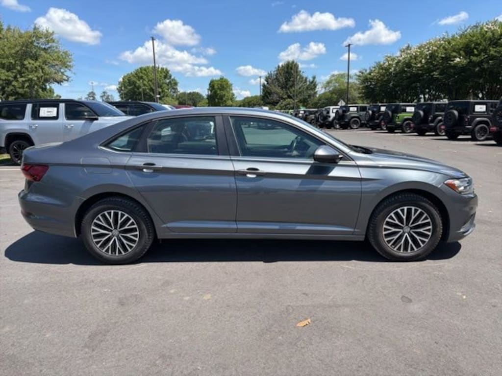 Used 2019 Volkswagen Jetta 1.4T SE Sedan