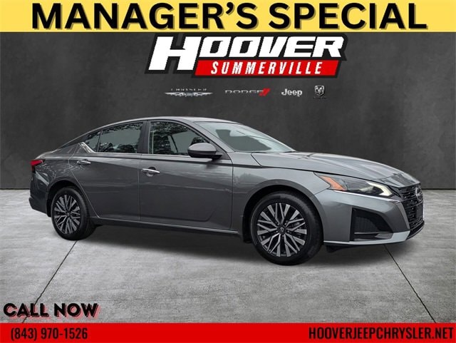 2023 Nissan Altima SV