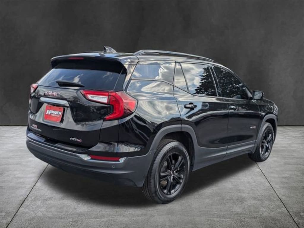 Used 2022 GMC Terrain AT4 SUV